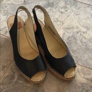Black leather open till espadrille wedge sandals